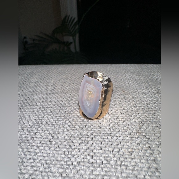 Luxury Natural Stone Adjustable Crystal Irregular Geode Gold-plated Ring - Picture 7 of 11